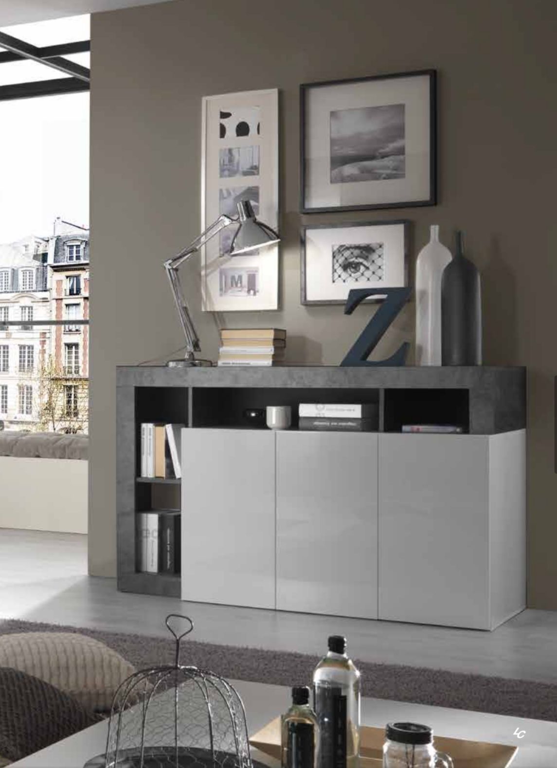 HAMBURG 3-Door Sideboard (Glossy Lacquered White / Pear) 209030-05P