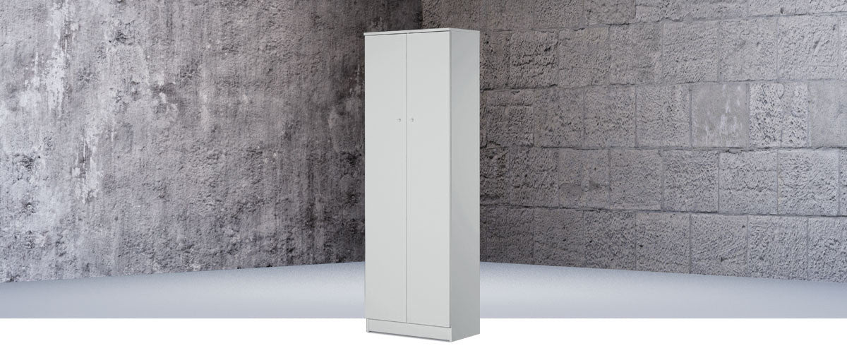 Cabinet with 2 doors for brooms